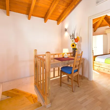 Schoenes Haus In Kolympia Mit Privatem Parkplatz Holiday home Kolymbia